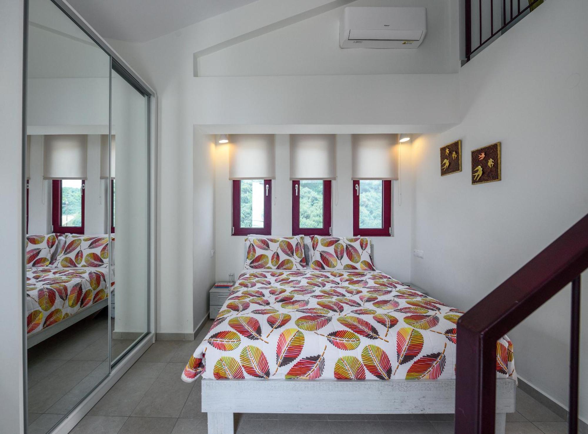 Elpiniki Luxury Rooms Nea Poteidaia Exterior foto