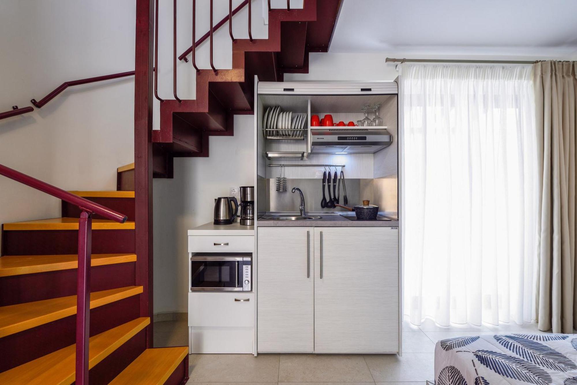 Elpiniki Luxury Rooms Nea Poteidaia Exterior foto
