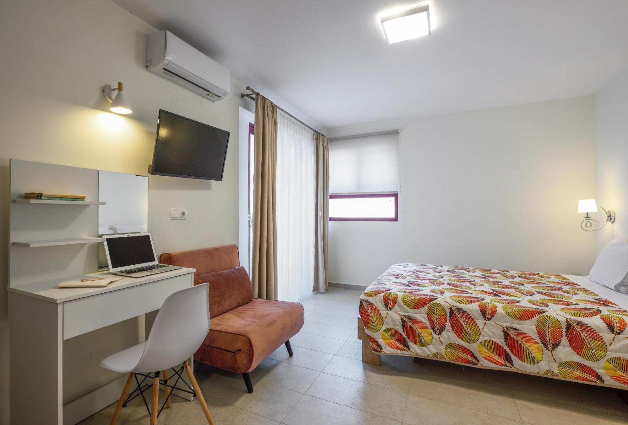 Elpiniki Luxury Rooms Nea Poteidaia Exterior foto