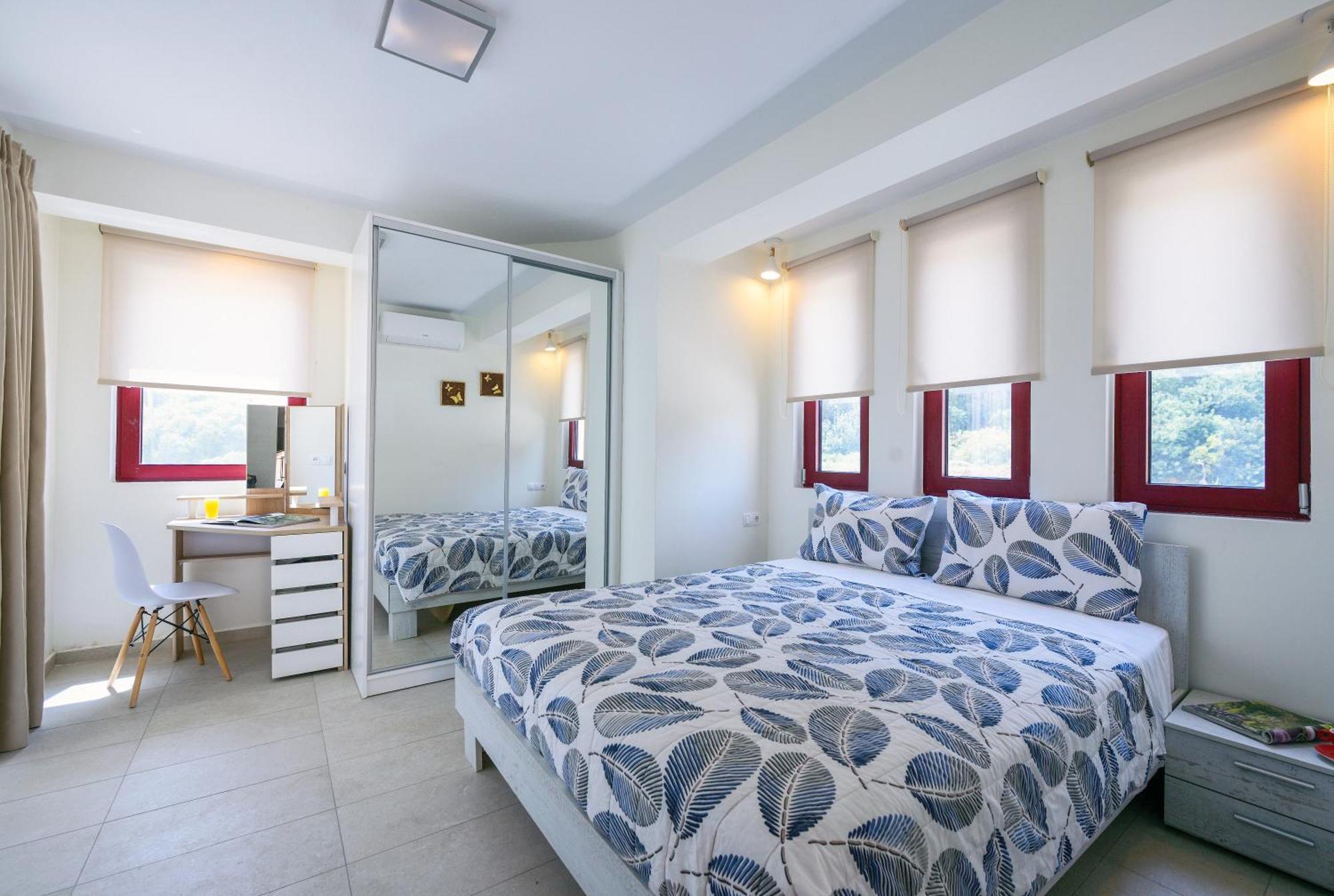 Elpiniki Luxury Rooms Nea Poteidaia Exterior foto
