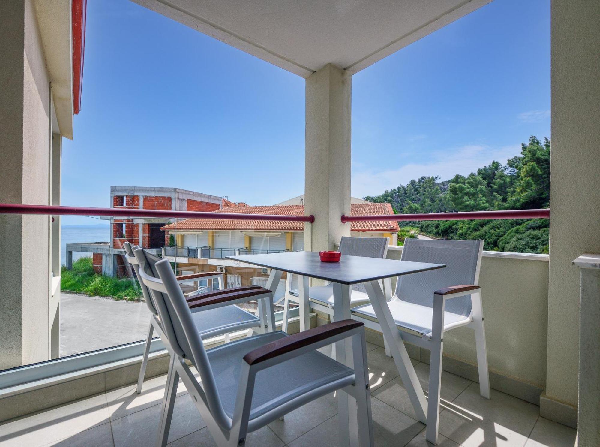 Elpiniki Luxury Rooms Nea Poteidaia Exterior foto